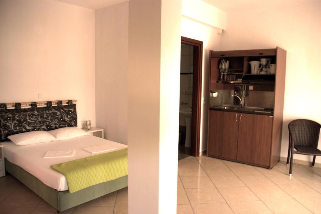 Inanthi Apartment Potos Bilik gambar
